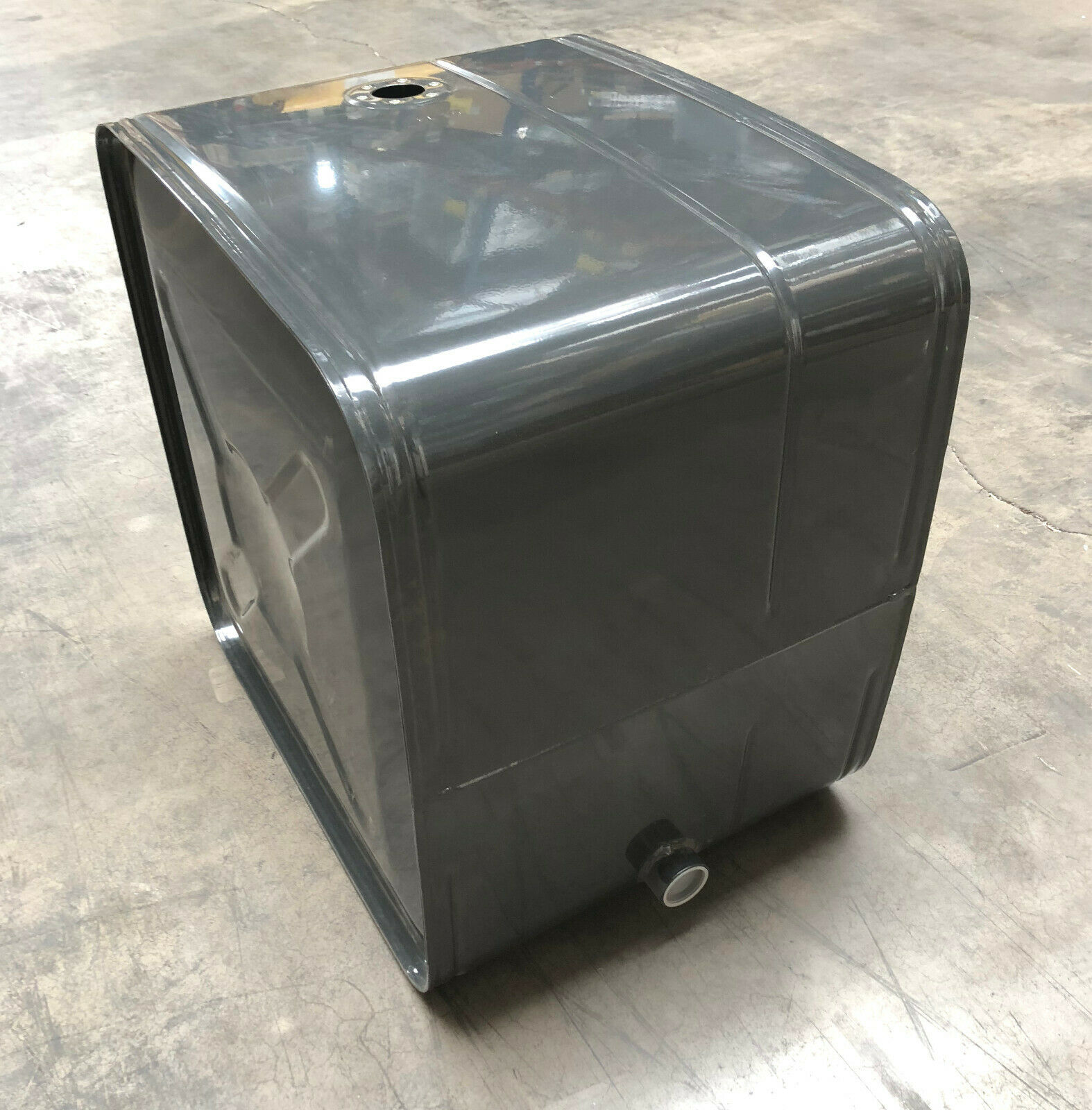 Hydraulik Tank Stahl Seitenflansch200L L/H/T 500/650/650 mm inkl. Halter Deckel