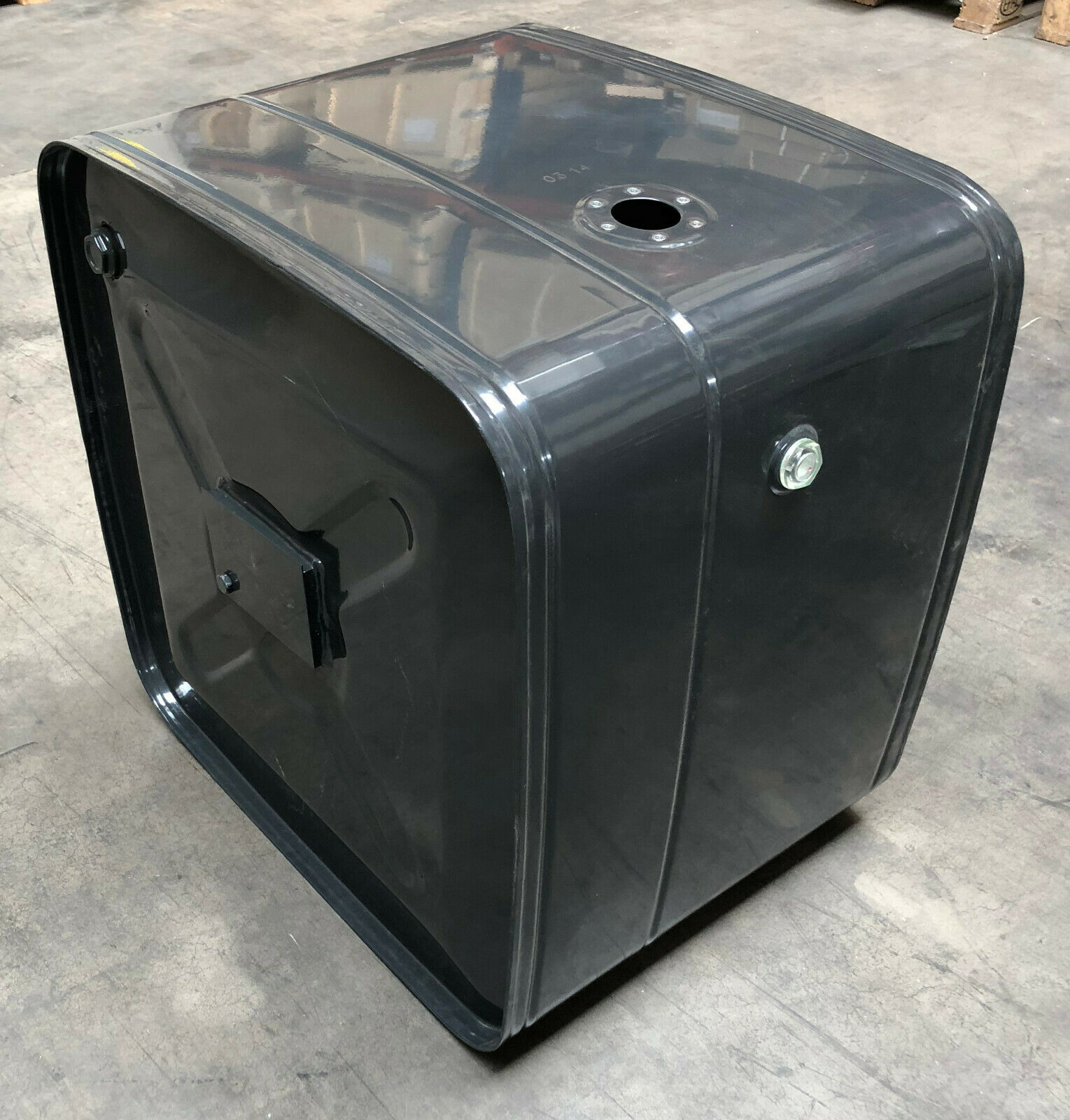 Hydraulik Tank Stahl Seitenflansch200L L/H/T 500/650/650 mm inkl. Halter Deckel