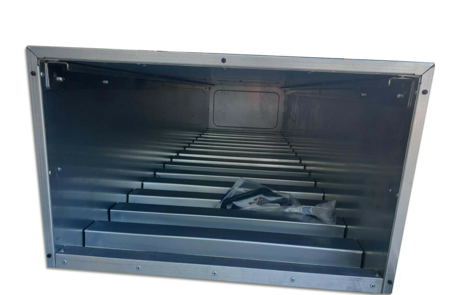 LKW Ausrüstungskasten 2100 x 700 x 450 mm Equipment- LKW, Auflieger vz. Blech EU